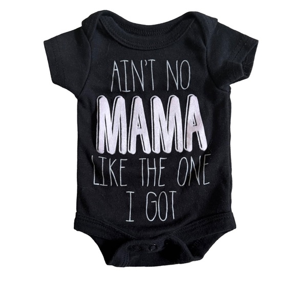 NWOT BABY STARTERS BLACK SHORT SLEEVE GRAPHIC ONESIE / BODYSUIT SIZE NEWBORN - Picture 1 of 5